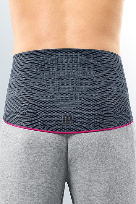 vendaje-lumbar-con-almohadilla-lumbamed-plus-plateado